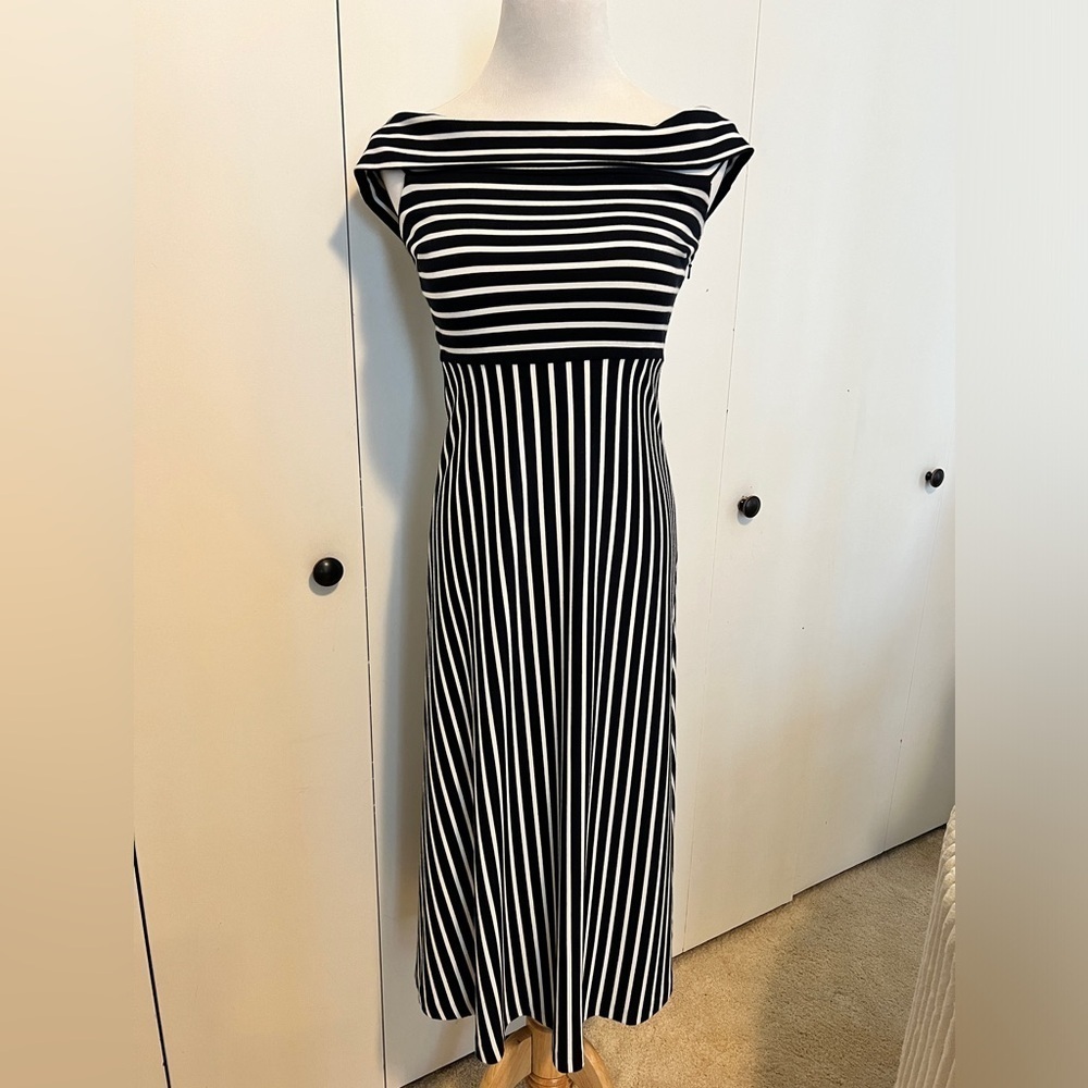 NWOT Banana Republic Off-Shoulder Dress